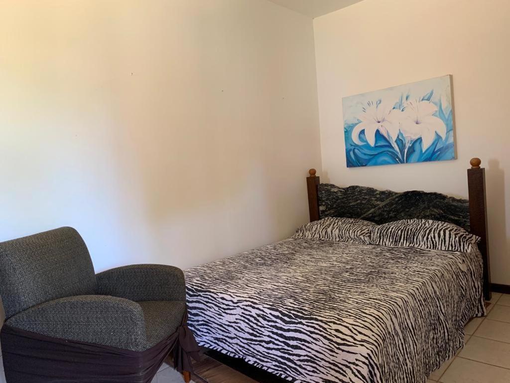 Casa De Temporada 4 Quartos Sendo 2 Suites Em Vilas Do Atlantico - 200 M Da Praia E 6 Km Da Capital Лауру-ди-Фрейтас Экстерьер фото